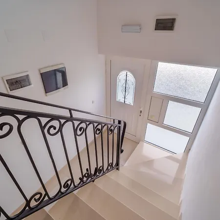 Apartman Nino Malinska
