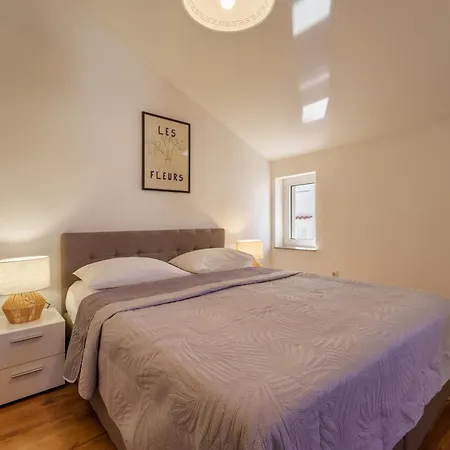 Apartman Nino *