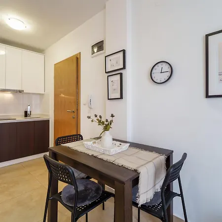 Nino Apartment