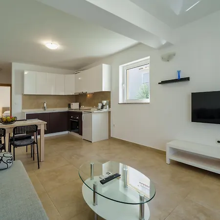 Apartment Nino
