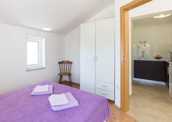 Nino Apartman Malinska